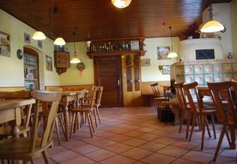 Innenansicht der Gaststätte Gasthof, Tradition, Aschau, Chiemsee, Chiemgau, Einlieger, Wohnung, Bergblick, Berge